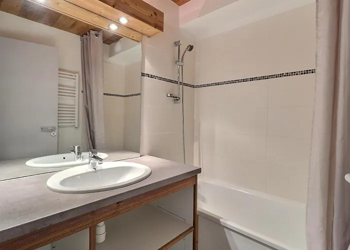 2 Pieces Confortable, Skis Aux Pieds, Balcon, 4 Pers. - Fr-1-182a-25 *