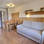 2 Pieces Confortable, Skis Aux Pieds, Balcon, 4 Pers. - Fr-1-182a-25 * Courchevel